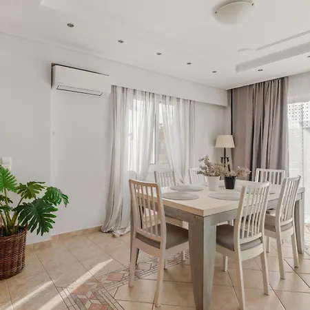 Marine Luxury Apartment