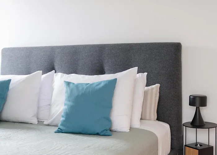 Marine Luxury Каламата