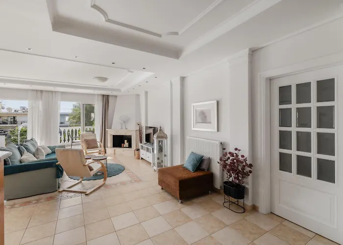 Διαμέρισμα Marine Luxury *